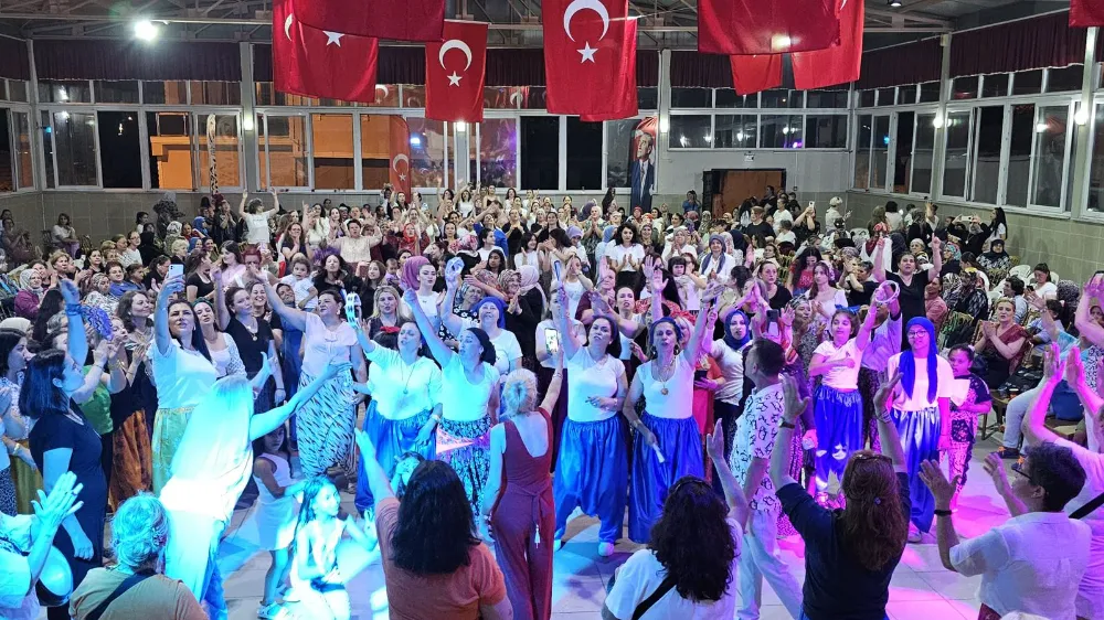 LALAPAŞA’DA KADINLAR ŞALVAR GECESİYLE  GELENEKLERİNE SAHİP ÇIKTI!