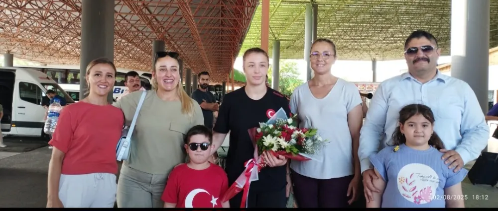DÜNYA ÜÇÜNCÜSÜ GÜREŞÇİMİZE EDİRNE’DE SADECE MUHTAR VE TEMSİLCİ SAHİP ÇIKTI