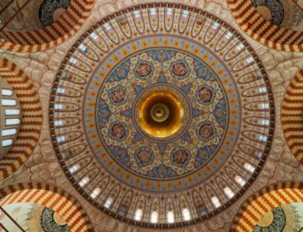 SELİMİYE CAMİİ RESTORASYONU ASKIYA ALINDI: TARTIŞMALAR SÜRÜYOR 