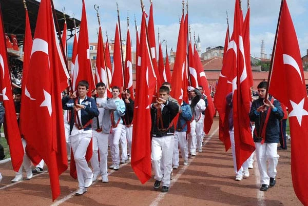 Soğuk coşkuyu azaltamadı&#8230;23 Nisan Büyük bir coşku ile kutlandı&#8230;