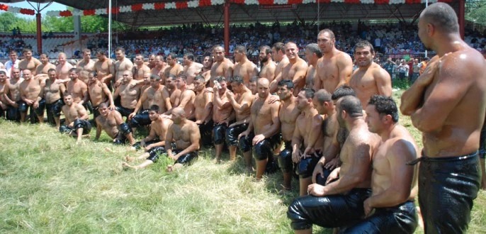 2014 YILI YAĞLI GÜREŞ FAALİYET PROGRAMI YAYINLANDI