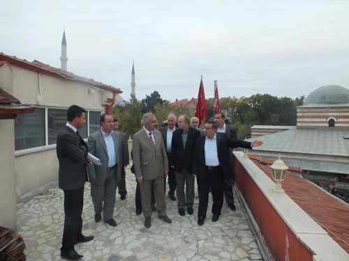 VALİ DURUER SAADET PARTİSİNİ ZİYARET ETTİ