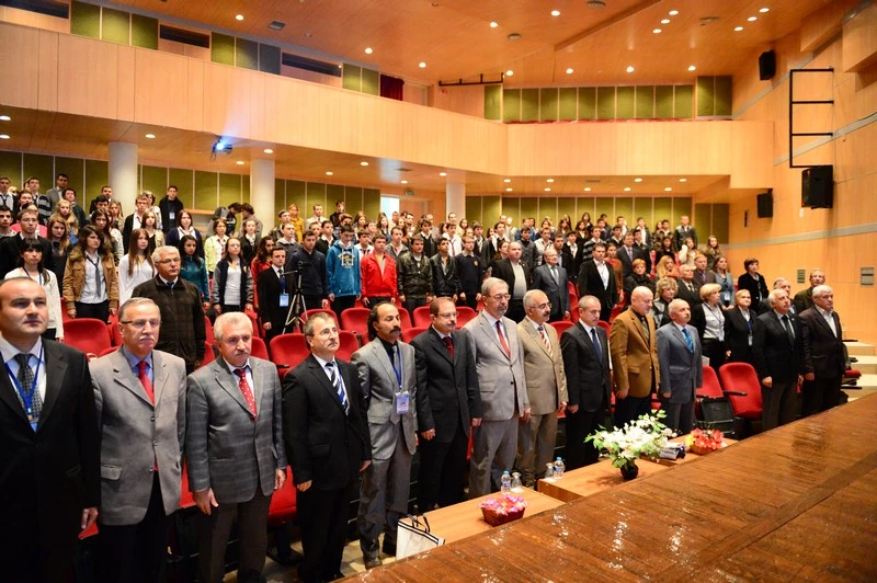 Vali Duruer;Osmanlı Tarihinin Belkide En Büyük Kaybı Balkanlardır.