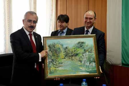 VALİ DURUER BALKANLARDAKİ TEMASLARINA YAMBOL ZİYARETİ İLE DEVAM ETTİ