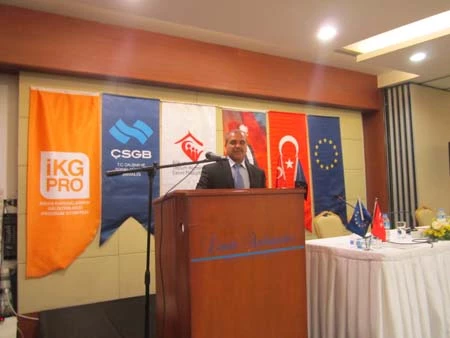 Turan Şallı; &#8220;Ülkemizde yaşayan Romanlar Müslüman&#8217;dır&#8221;