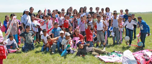 ŞALLI; ÇOCUKLARIMIZIN, MUTLULUĞU, SEVİNCİ UÇURTMANIN YÜKSEKLİĞİ İLE DORUĞA ULAŞSIN İSTEDİK