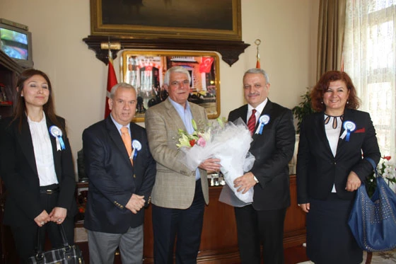 SGK İL MÜDÜRÜ SÜMER SEDEFÇİYİ ZİYARET ETTİ.