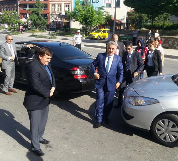 BAKAN YAZICI KAPIKULEDE İNCELEMELERDE BULUNDU