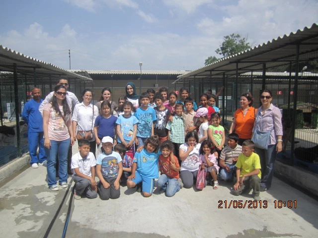 ÖZEL EĞİTİM ORTAOKULU ÖĞRENCİLERDEN BARINAK ZİYARETİ