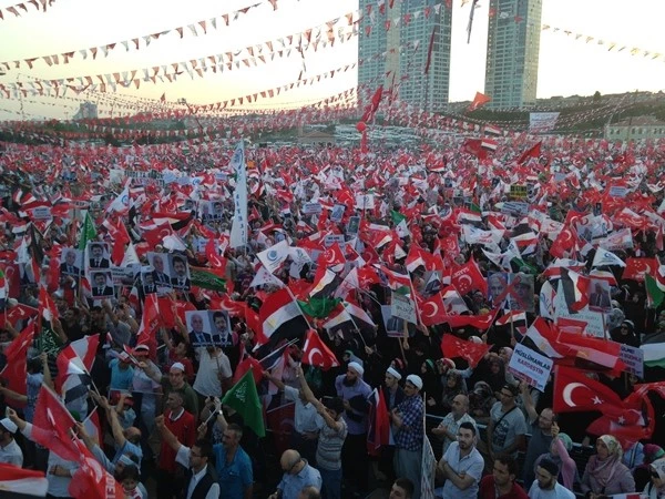 SAADET PARTİSİ KAZLIÇEŞMEDE YÜZ BİNLERİ BİR ARAYA GETİRDİ