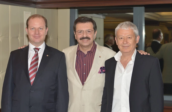 BAŞKANLAR ANKARADAN ELİ DOLU DÖNDÜ