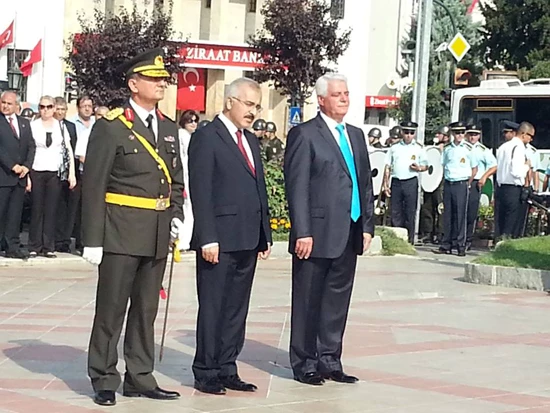 30 AĞUSTOS ZAFER BAYRAMITÖRENLERLE KUTLANDI