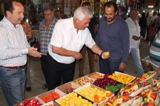 HAMDİ SEDEFÇİ, ESNAF ZİYARETLERİNİ SÜRDÜRÜYOR.