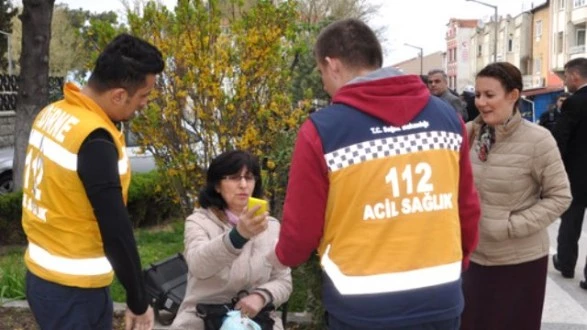 Ambulans Fobisi Olan Yaralı Kadın Zor İkna Edildi