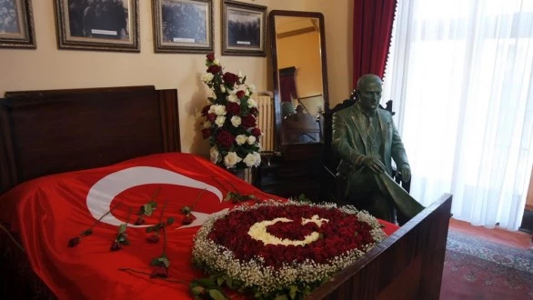 ATATÜRK’ÜN EDİRNE’YE GELİŞİNİN 86. YILI TÖRENLERLE KUTLANDI