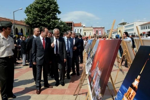AVRUPA ŞEHİRLERİ FOTOĞRAF SERGİSİ AÇILDI