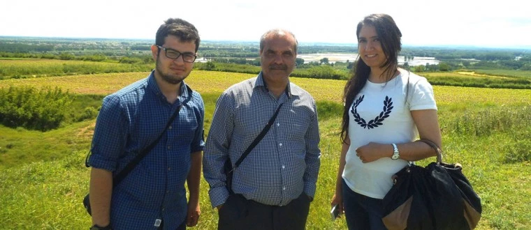 BİZ BİRBİRİMİZİ SEVİYİZ BE YA!!