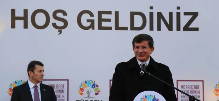 DAVUTOĞLU;"KIZ ÖĞRENCİLERİMİZ BİZİM GÖZÜMÜZÜN NURU, BAŞIMIZIN TACI.”