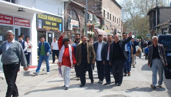 EDİRNENİN AĞABEYİNE ROMANLARDAN TAM DESTEK