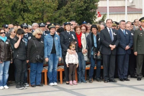 EDİRNE ŞEHİDİNİ YAŞLI GÖZLERLE UĞURLADI
