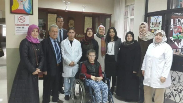 SADET PARTİ KADIN KOLLARI ENGELLİ OKULLARINA ZİYARETETTİ