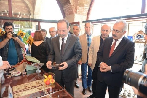 ETUR TASARIM ATÖLYESİNDE ŞUANA KADAR EDİRNEYE HAS HEDİYELİK EŞYA TASARIMI YAPILMAMIŞ!