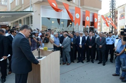  GÜRKAN’DAN ŞEHİT EMNİYET MÜDÜRÜNE VEFA