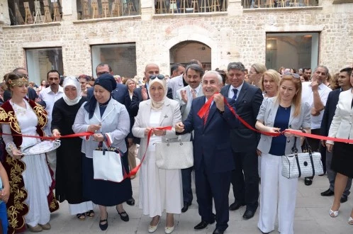 HALK EĞİTİM MERKEZİ YILSONU SERGİSİNİ YAPITI