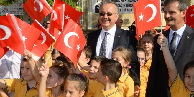 İLK DERS VALİDEN; KONU: VATANSEVERLİK…