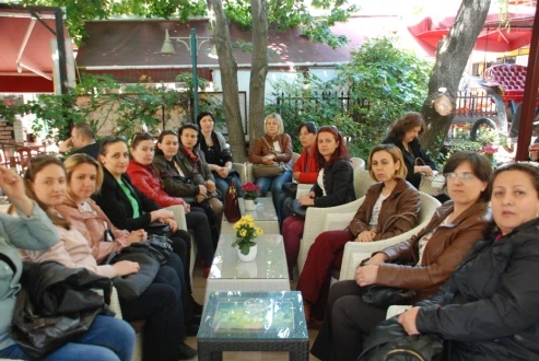 KEŞAN AHMET YENİCE OKULUNDA DERTLİ VELİLER MUHATAP BULAMIYORLAR!!!