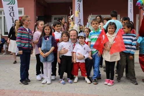 LÖSEV Lİ ÇOCUKLAR GÖNÜLLERİNCE EĞLENDİLER