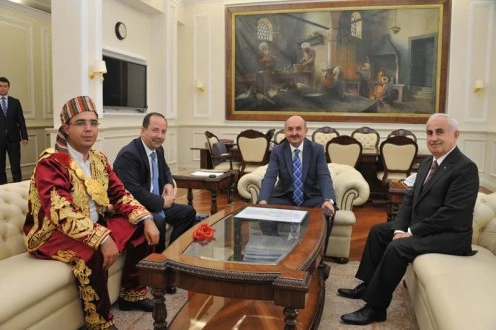 MÜEZZİNOĞLUNA KIRMIZI DİPLİ MUMLU DAVET