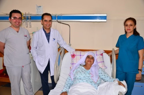 T.Ü. HASTAHANESİNDE GÖĞÜS KEMİĞİ KESİLMEDEN ATRIAL SEPTAL DEFEKT (ASD) AMELİYATI YAPILDI
