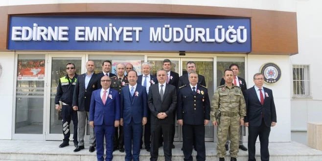 TÜRK POLİSNİN 172. GURUR YILI TÖRENLE KUTLANDI