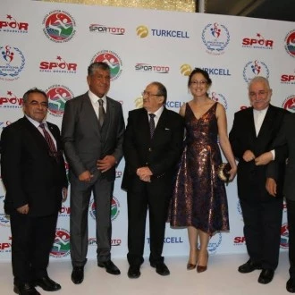TUYUB’A ÖZEL ÖDÜL