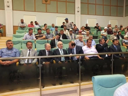 VALİ ŞAHİN ve BİTKİSEL ÜRETİM GENEL MÜDÜRÜ GÜMÜŞ BORSAYI ZİYARET ETTİ